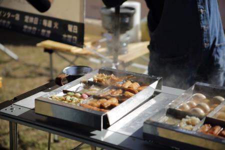 キャンプ風景、食べ物2