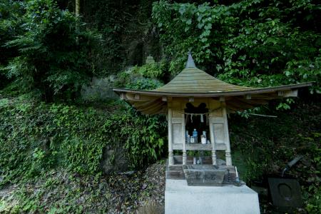 目の神様 目の神様