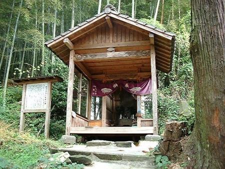 耳の神様 耳の神様