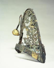 金銅製透彫冠帽2