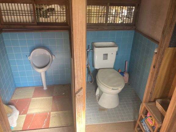 ⑧室内