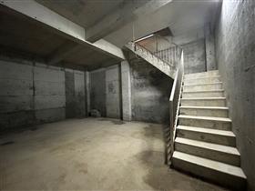 26室内（地下室）